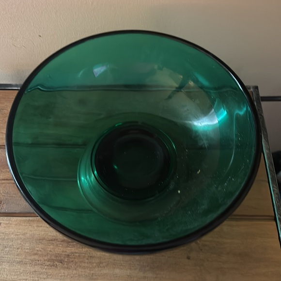 Vintage antique bright Green Glass Bowl with gold metal Base excellent condition - Picture 2 of 6